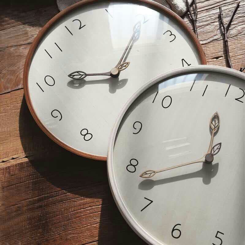 掛け時計 ハンドメイド 300ウッド 木の葉 木製掛け時計 振り子時計