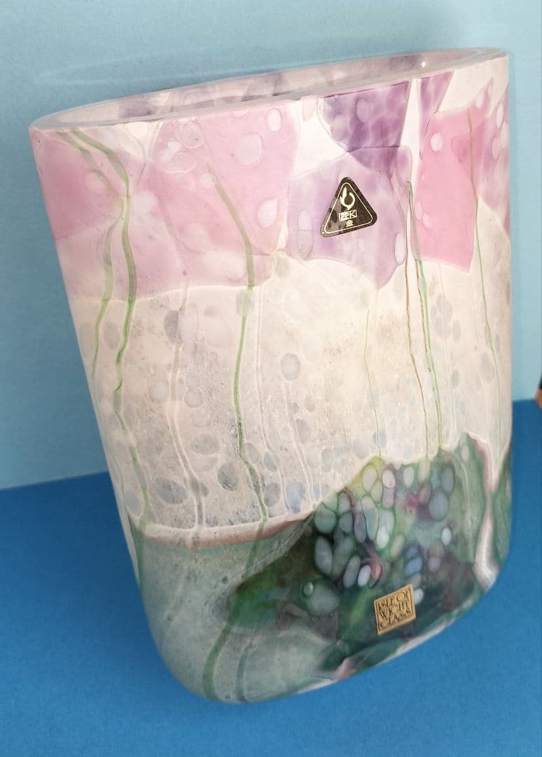 アイル・オブ・ワイト・グラス　フラワーベース(花瓶)　フラワーガーデンライラック