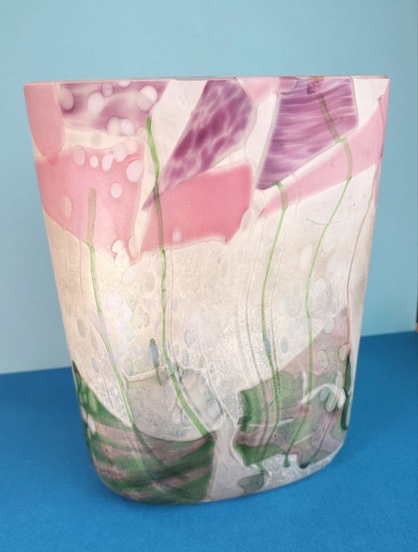 アイル・オブ・ワイト・グラス　フラワーベース(花瓶)　フラワーガーデンライラック