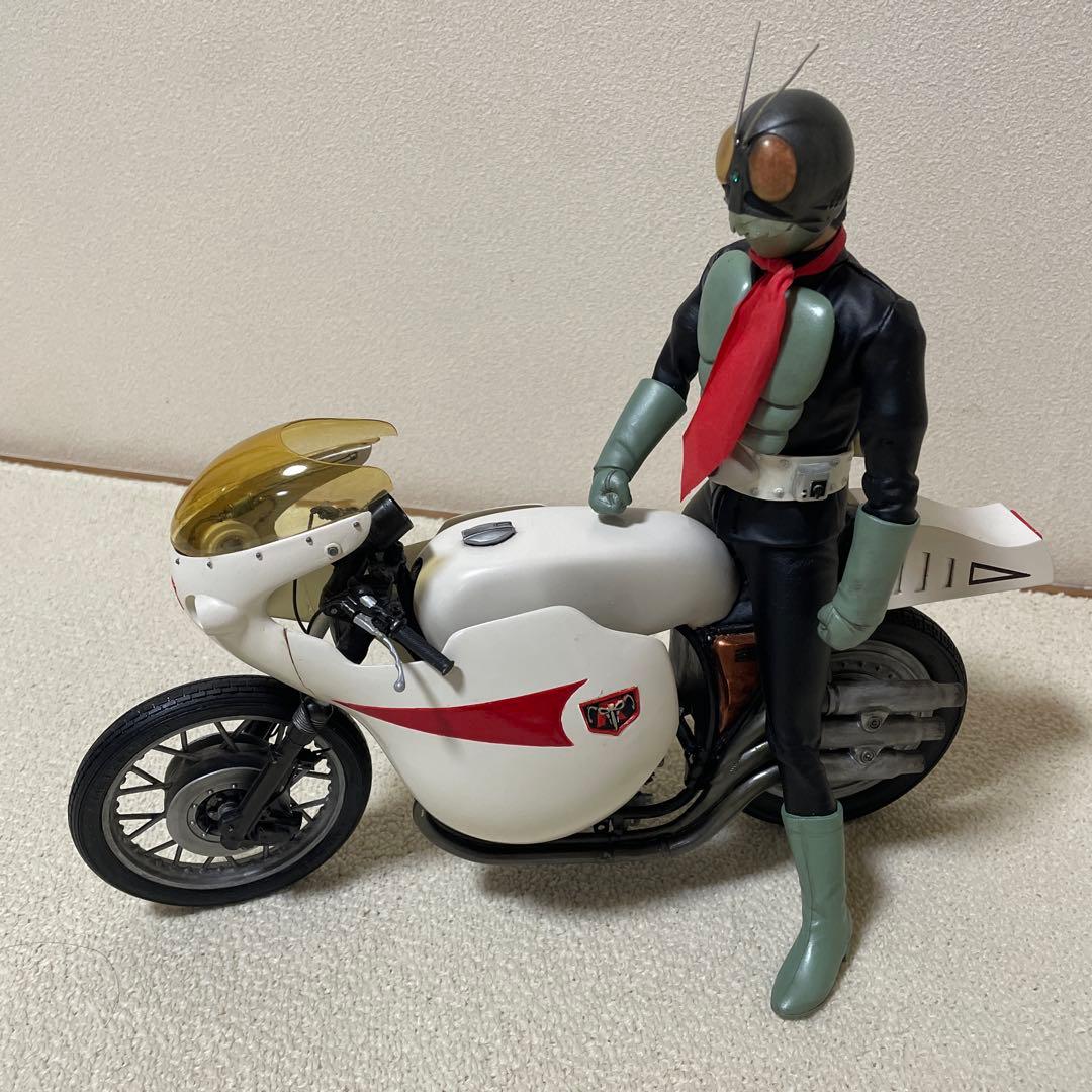 コトブキヤ1／6 サイクロン号　素人完成品（ジャンク品）仮面ライダー旧1号付き