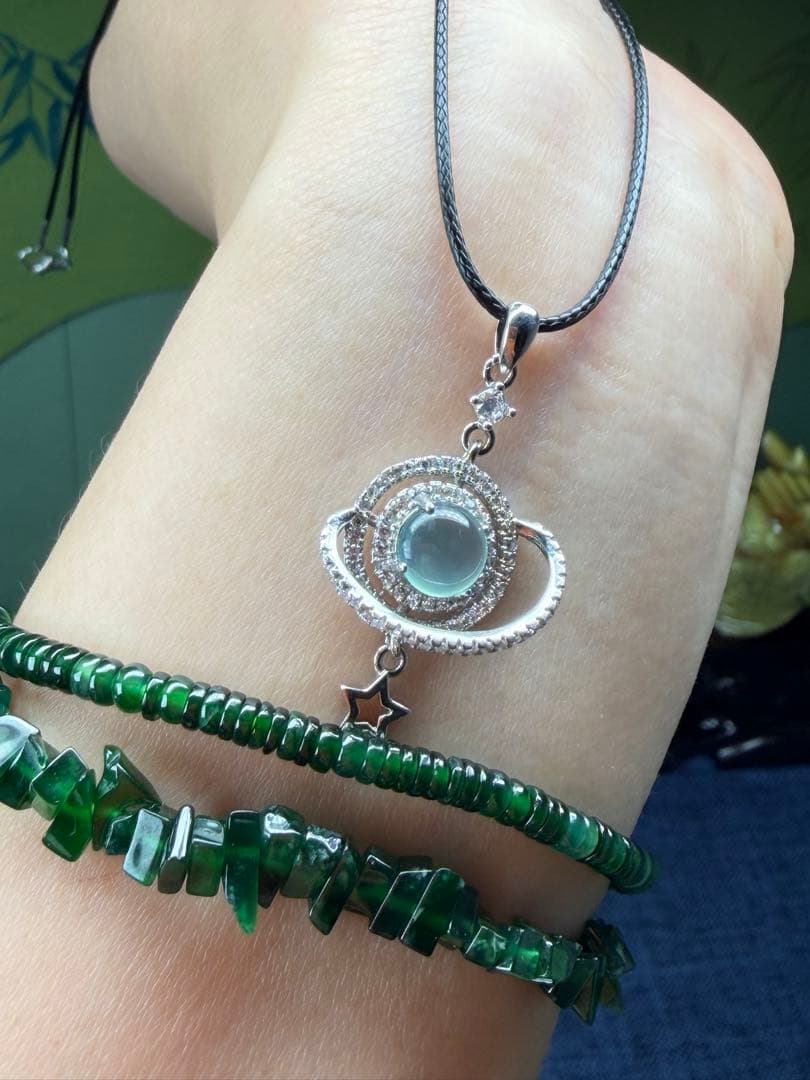 個性的‼️天然本翡翠　クリスタル種S925氷藍水宇宙デザインネックレストップ