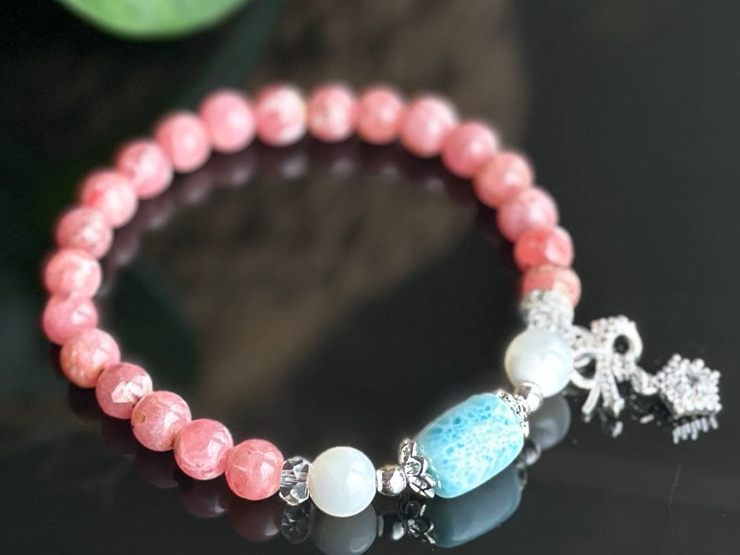 ラリマー×インカローズ 天然石ブレスレット チャーム付き癒しと愛情