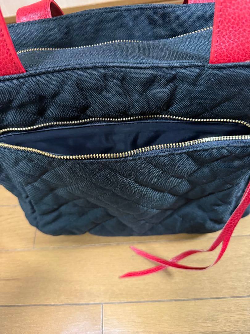 MZ. Wallace エムジーウォレス　キルティング黒赤 トート