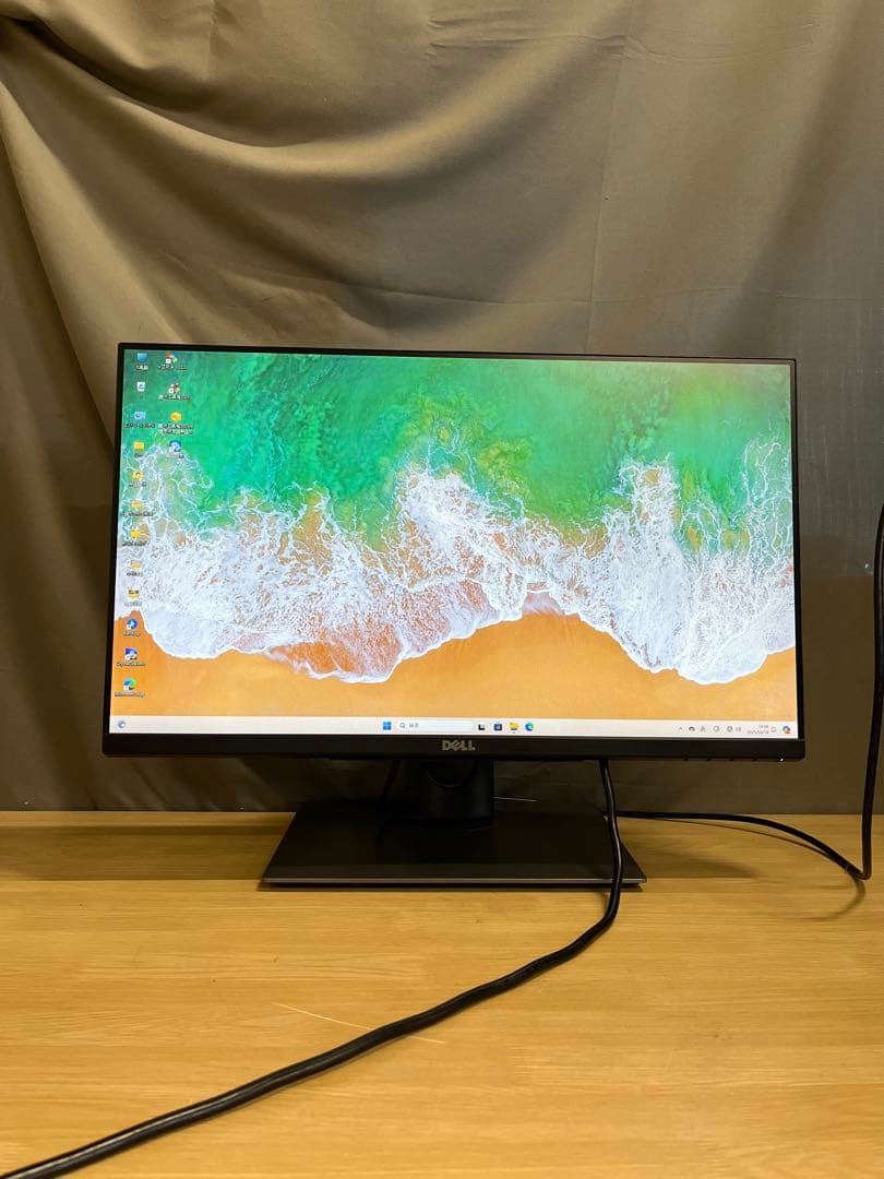 Dell P2418HT 24インチモニター マルチタッチパネル　モニター　2点