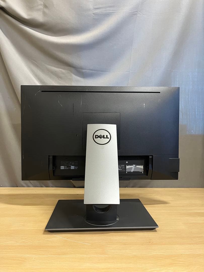 Dell P2418HT 24インチモニター マルチタッチパネル　モニター　2点