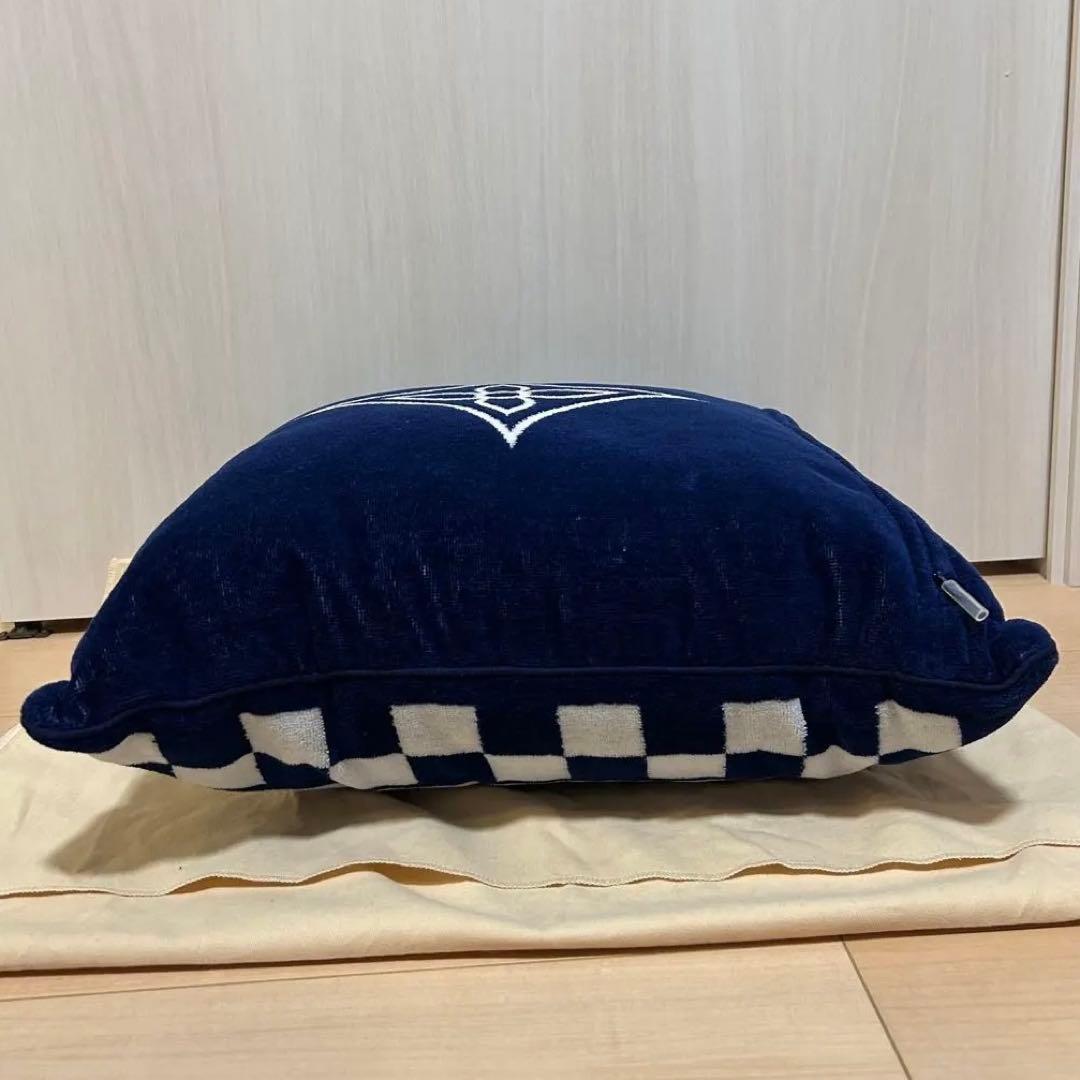 【新品未使用】LOUIS VUITTONクッサン・プラージュLVグラフィカル