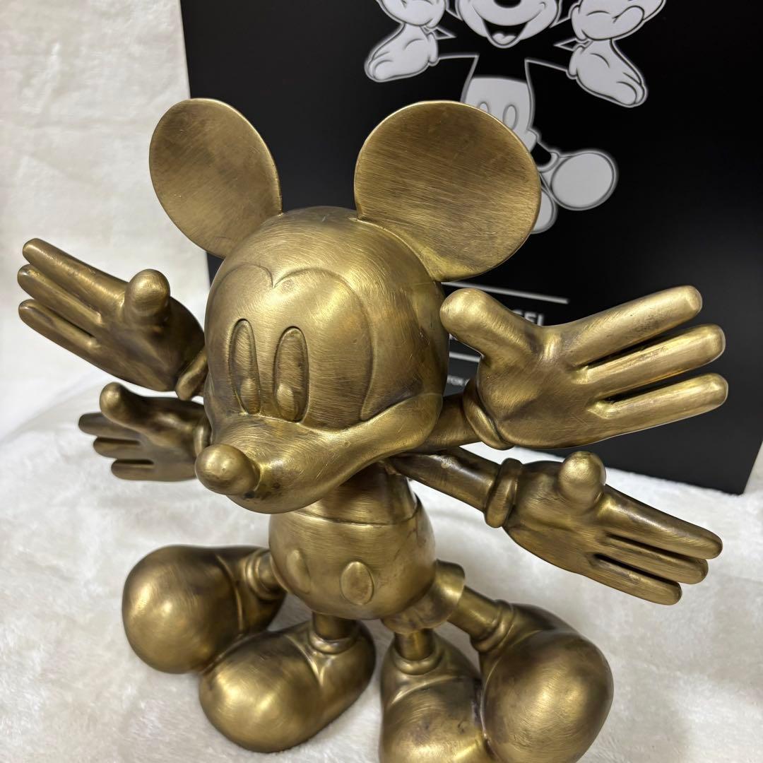 【超希少品】Disney  Angel ミッキー ゴールド フィギュア