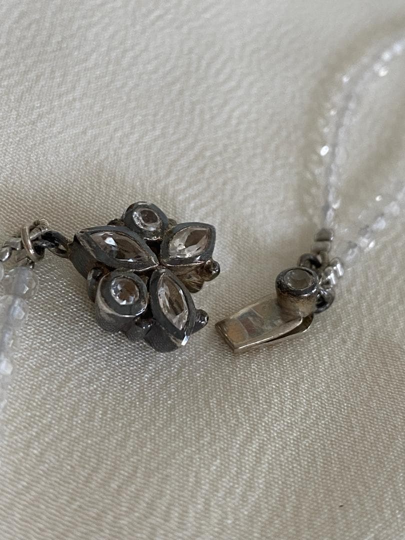 豪華＊天然石を沢山使ったハンドメイドネックレス シルバー花パーツ 約43cm