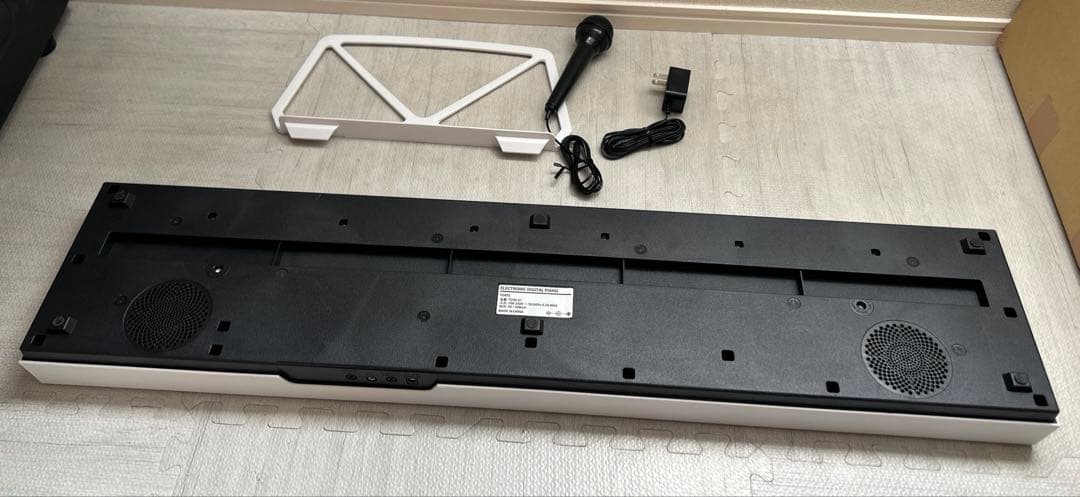 TORTE 電子キーボード 61鍵盤 TSDK-61 300ボイス