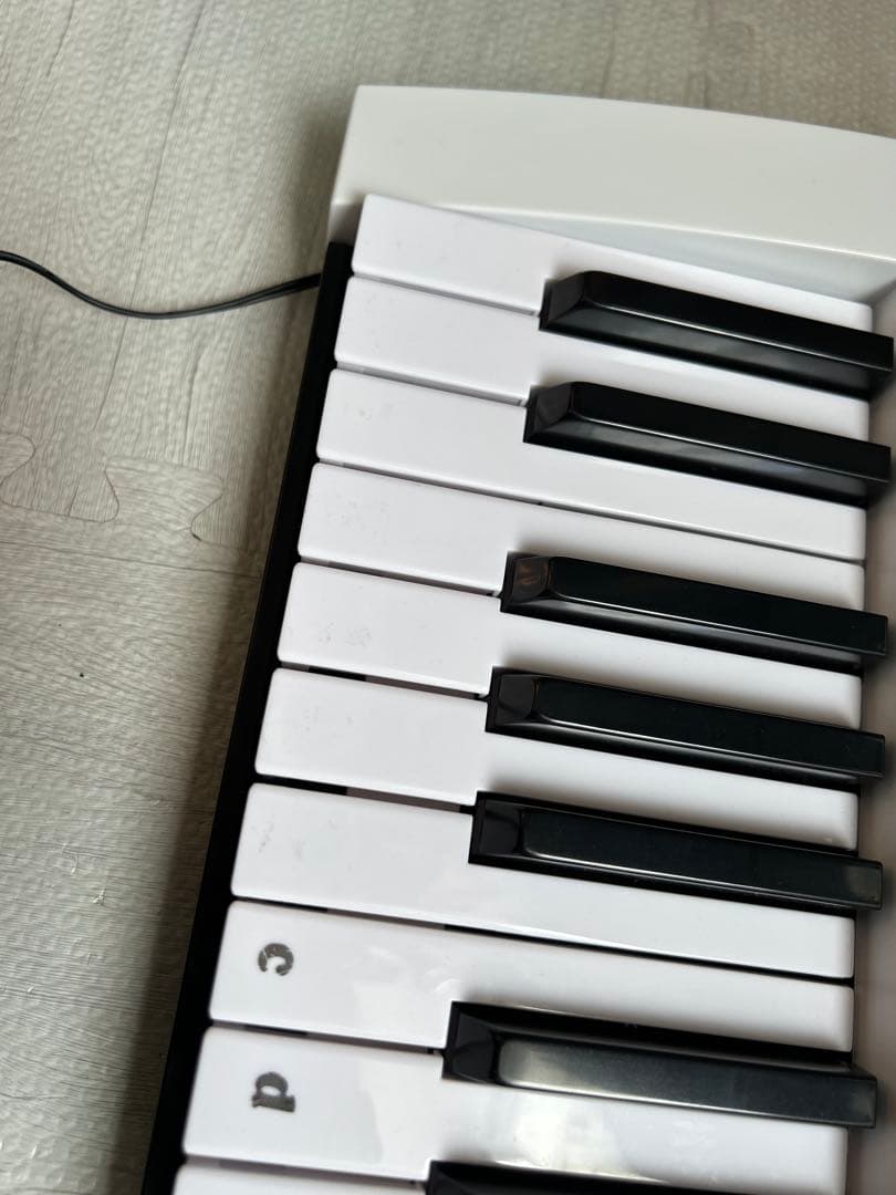 TORTE 電子キーボード 61鍵盤 TSDK-61 300ボイス