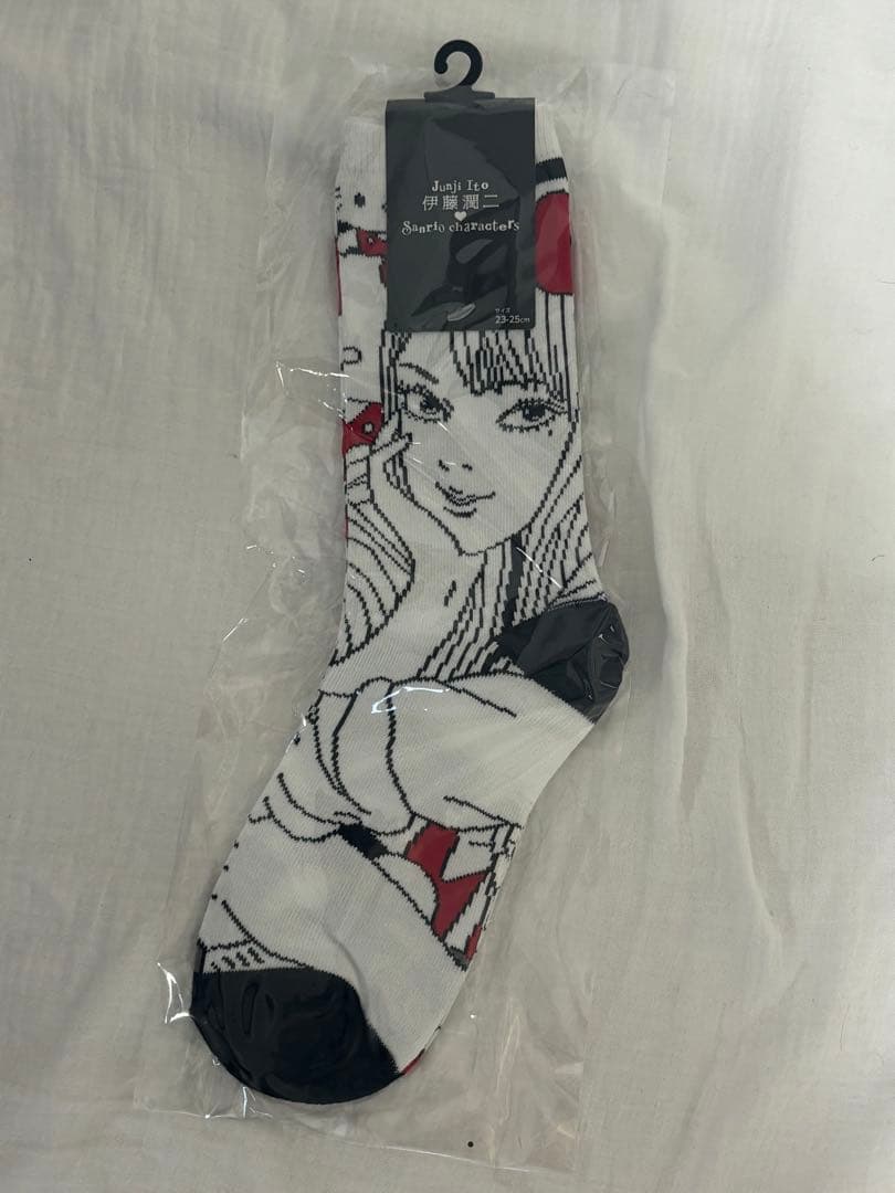 伊藤潤二×サンリオ　富江ソックス　ラグランTシャツMサイズ　ギャル富江