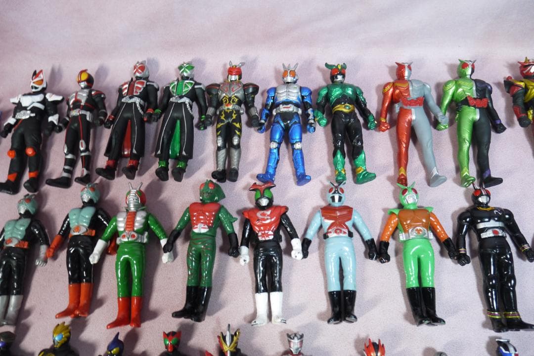 仮面ライダー　ミニソフビ　99体