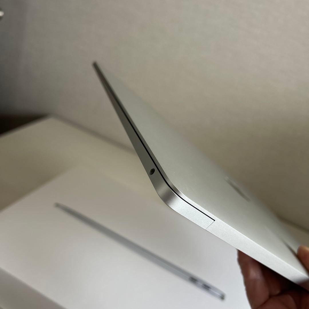 MacBook本体 MacBook Air M1 256GB