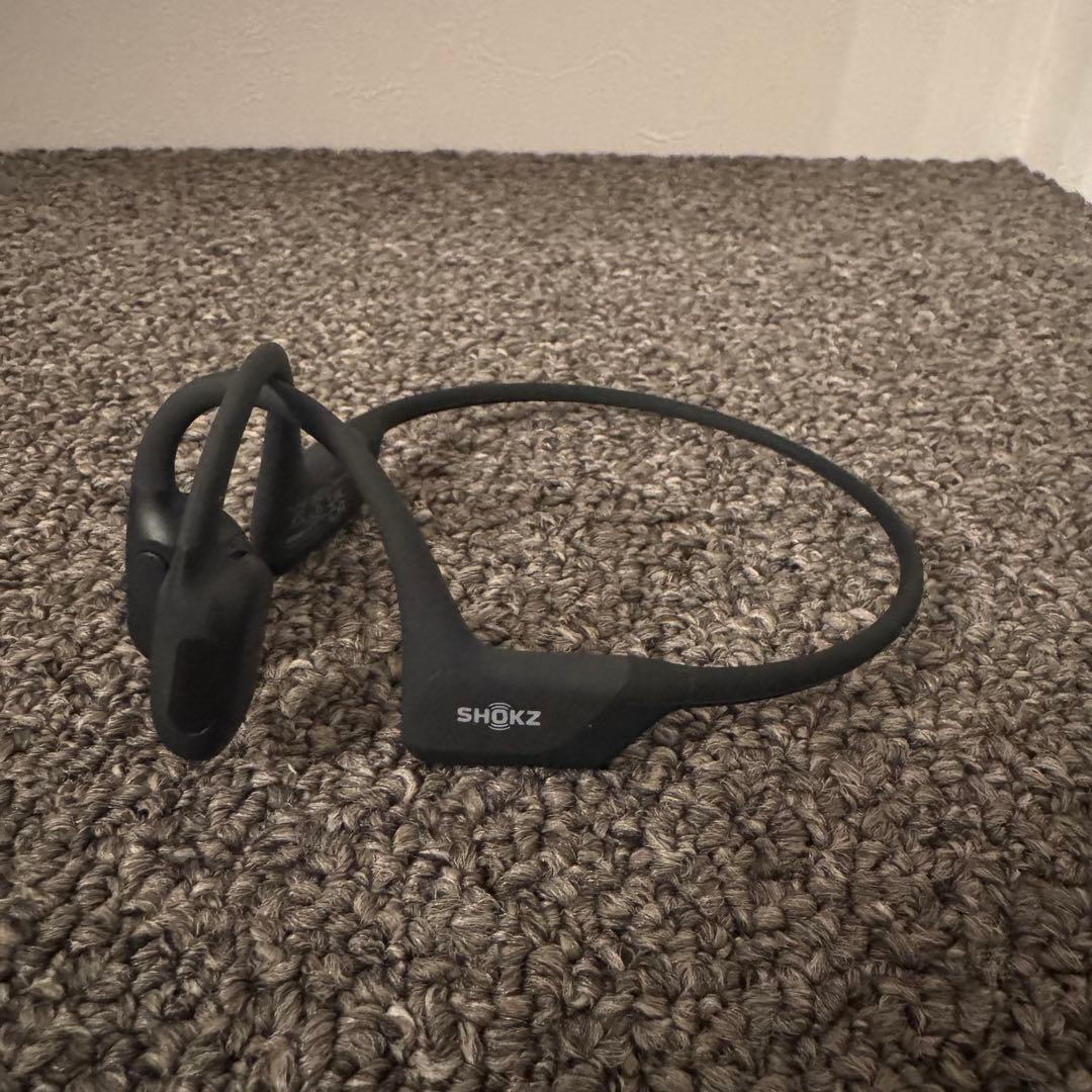 【美品】SHOKZ OPENRUN PRO ブラック S810 骨伝導