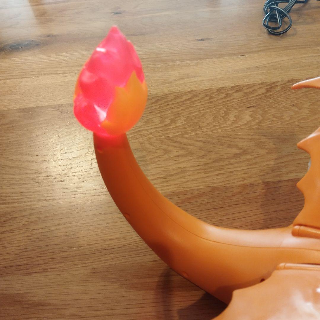 ポケモンアクション　フィギュア　リザードン　音が鳴る 光る 平成レトロ