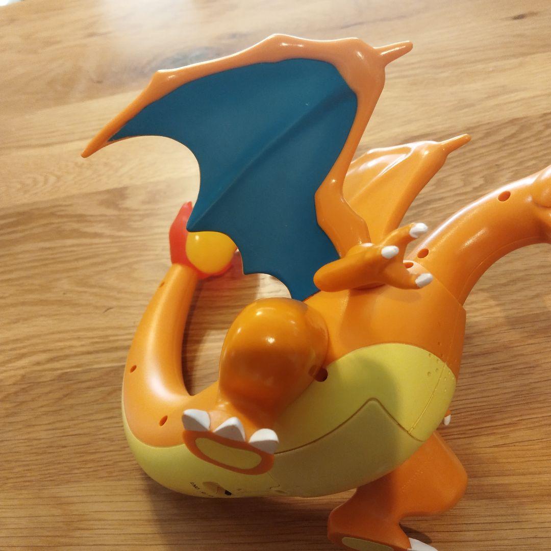 ポケモンアクション　フィギュア　リザードン　音が鳴る 光る 平成レトロ