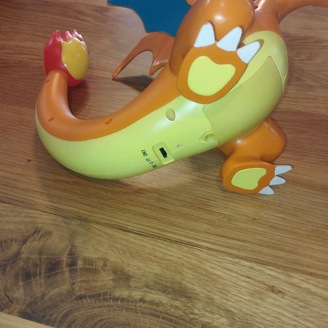 ポケモンアクション　フィギュア　リザードン　音が鳴る 光る 平成レトロ