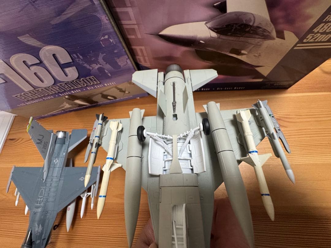 F-16C/F-16D 1/72 ダイキャスト製2機