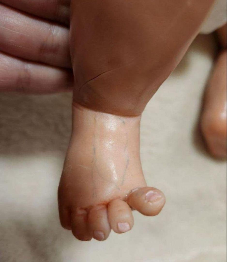 3日迄☆価格　リボーンドール　樹脂粘土ベビー　創作人形　アートドール(難あり)