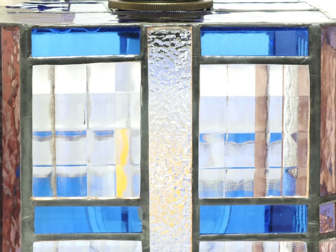 凹凸ガラスのペンダントライトⅡ　（クリア、ＬＥＤ電球付）