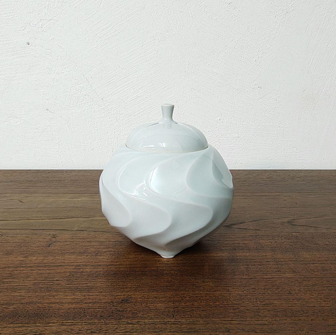 青白磁　渦文　三足　香炉　作家もの