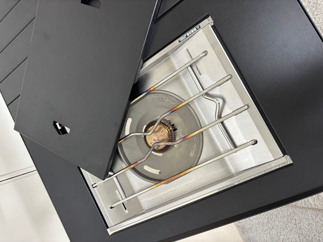 ガスコンロ付きアウトドアテーブル