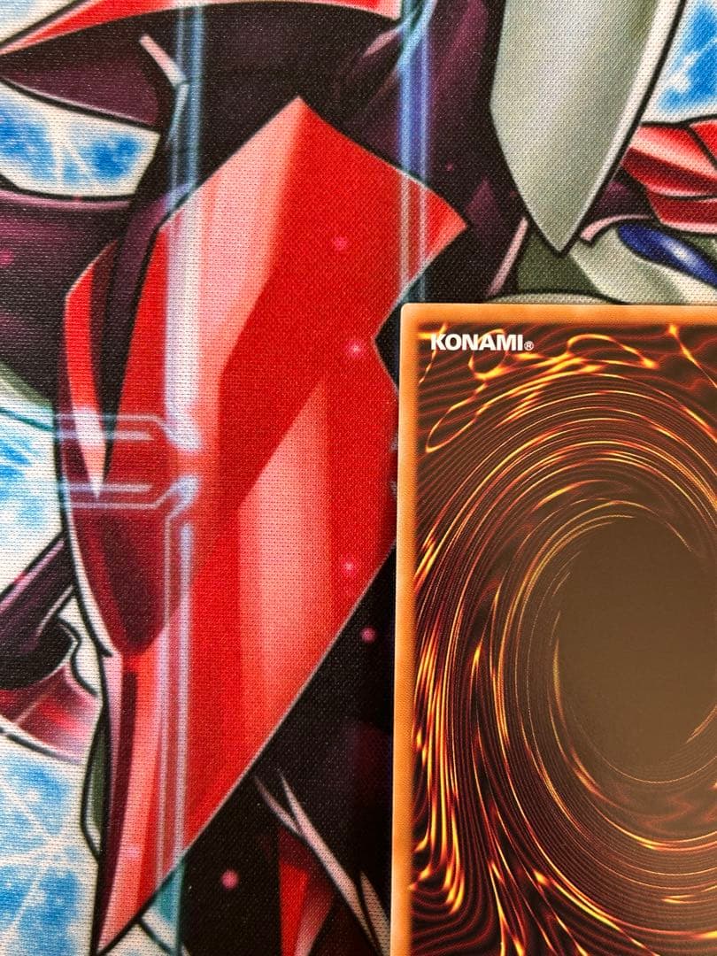 遊戯王 王のしもべーブラックマジシャン オーバーフレーム プリシク 日版