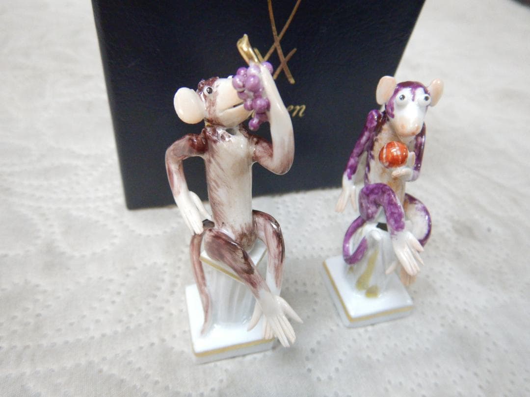 Meissen　マイセン　猿の置物　 2体セット