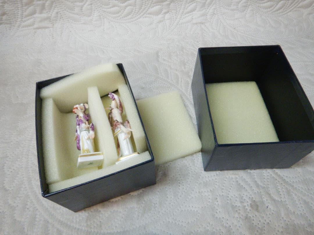 Meissen　マイセン　猿の置物　 2体セット