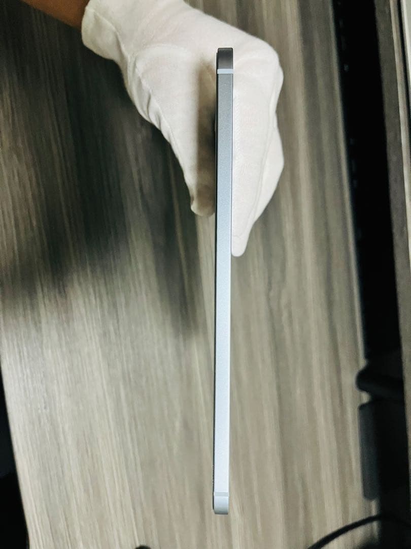 【新品同様】iPad mini A17Pro Cellularモデル（ブルー）