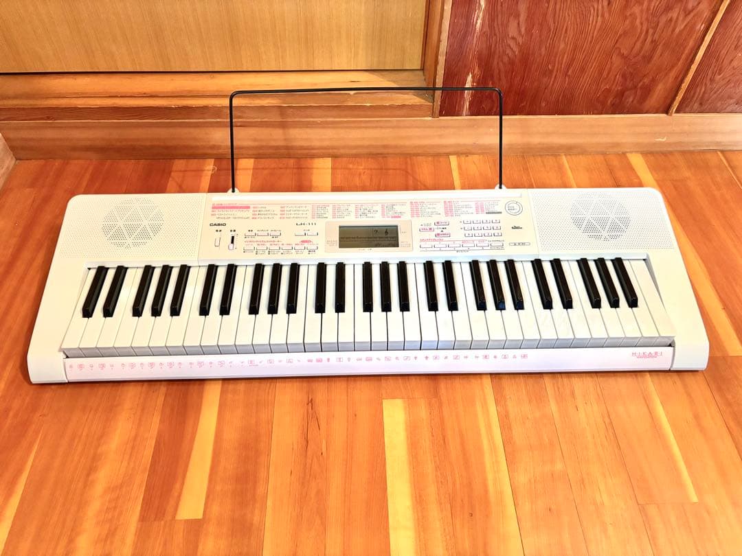 CASIO 電子ピアノ/キーボード LK-111 光ナビ