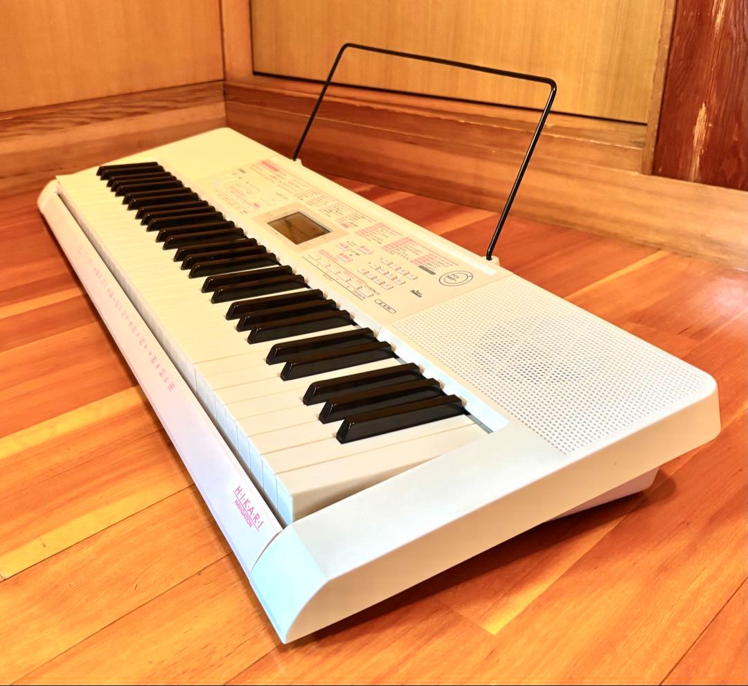 CASIO 電子ピアノ/キーボード LK-111 光ナビ