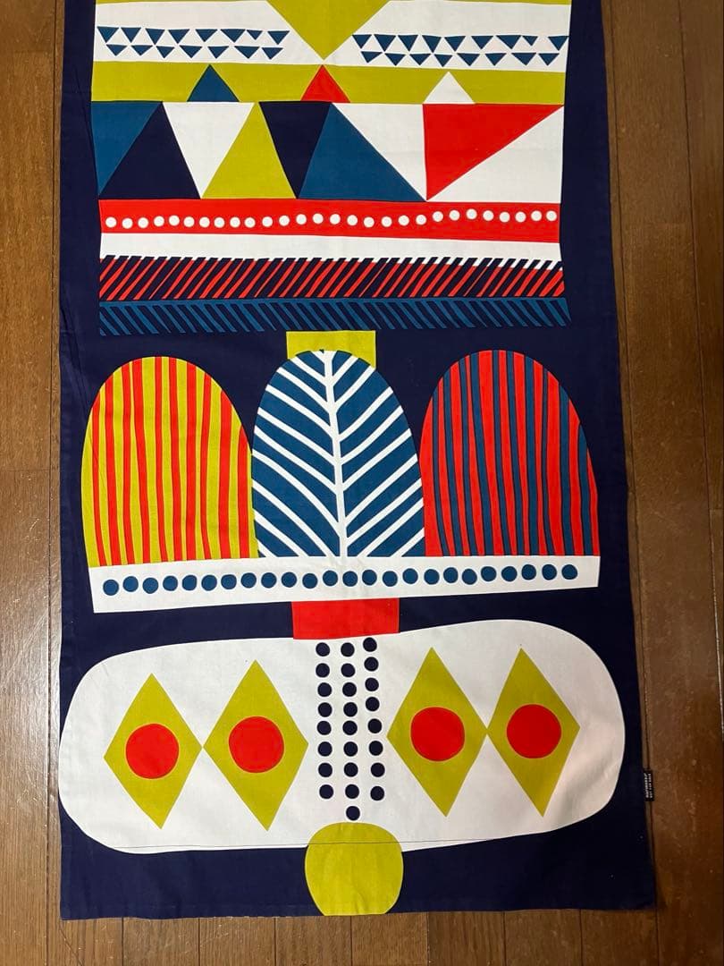 【新品】 マリメッコ　Toteemi/トーテミ両面テーブルクロス　廃盤レア