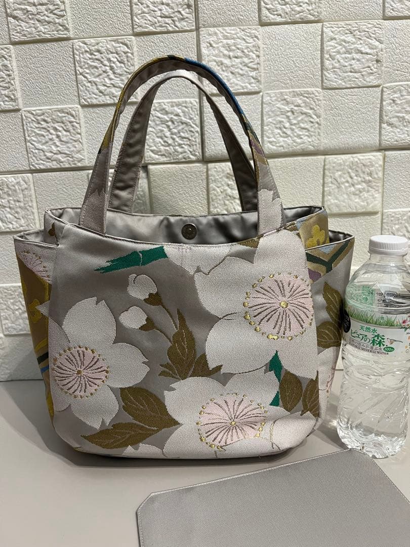 【正絹　チューリップバッグS】高級　人形師辻村ジュサブロー氏　上代49万の帯