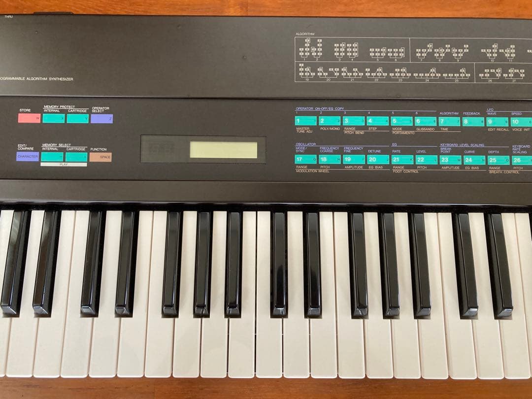 鍵盤楽器 YAMAHA DX7