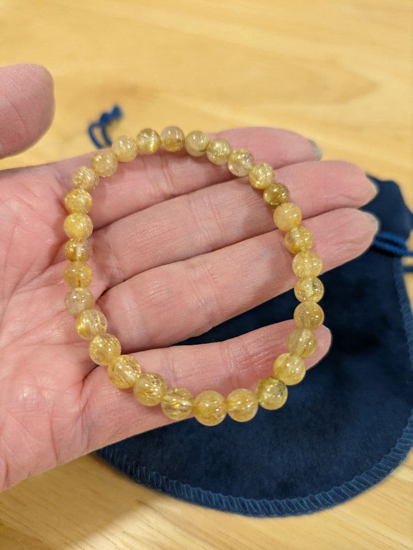 美品✨ジュエリーSHOPで購入 タイチンルチルクォーツブレス約7.0㎜