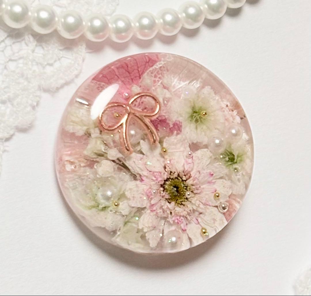 688可憐な♡レジンヘアゴム ピンク マトリカリア ゴールドリボン