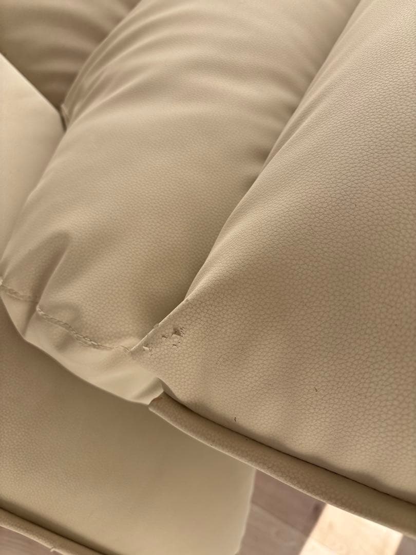 ニトリ　3人掛けソファ　Nシールド　アイボリー