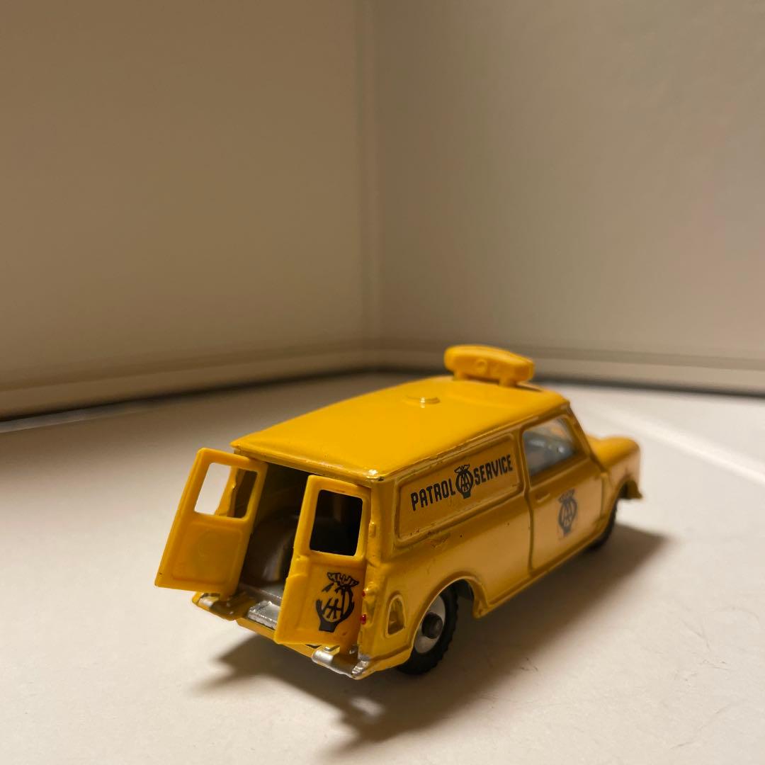 ディンキー（DINKY TOYS） A.A.Mini Van