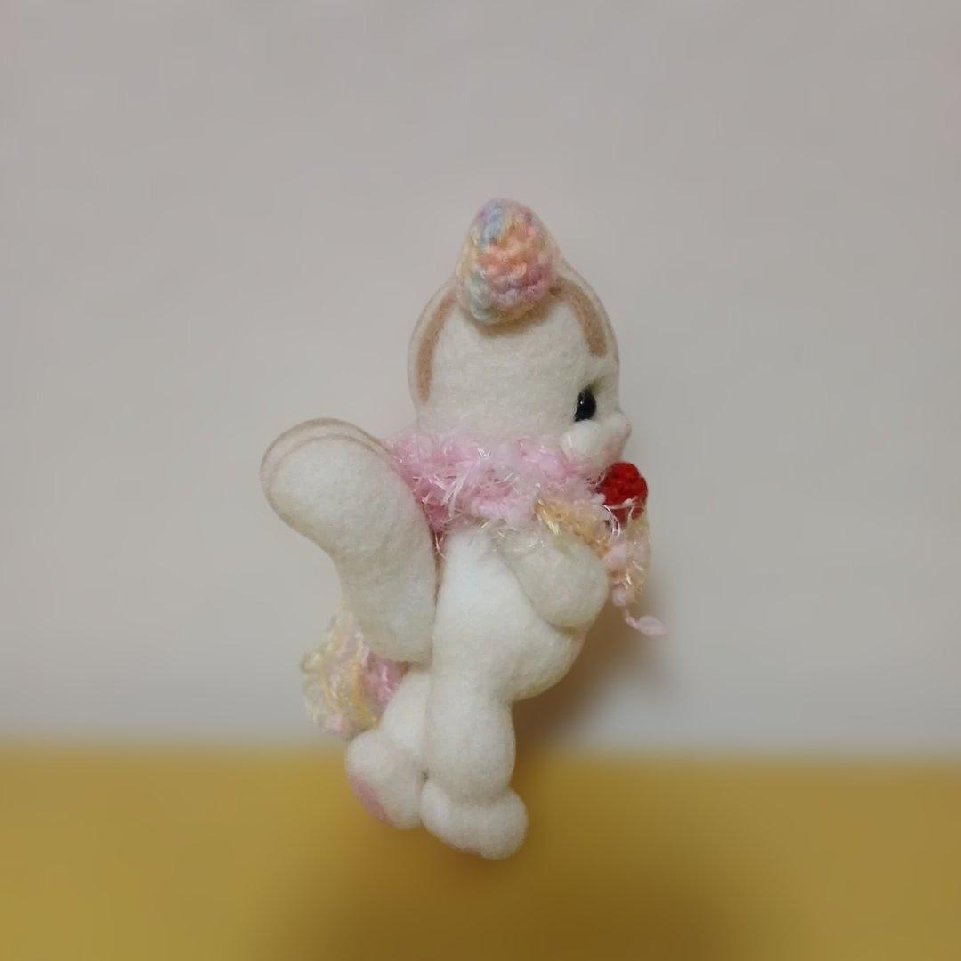 作家様　羊毛フェルト　リス　ホワイト