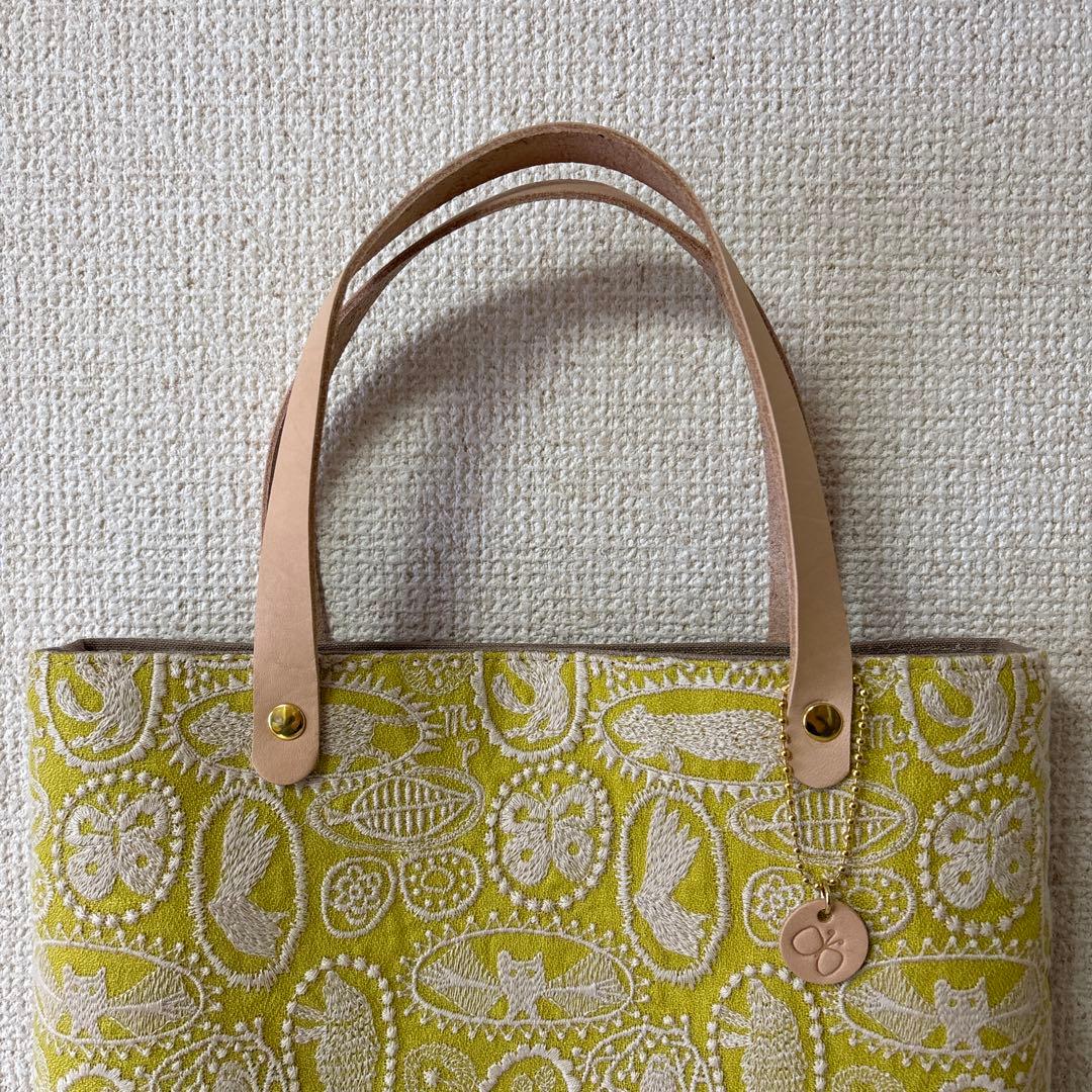 腕かけできる上品トートバッグ＊ミナペルホネン jungle relief×帆布