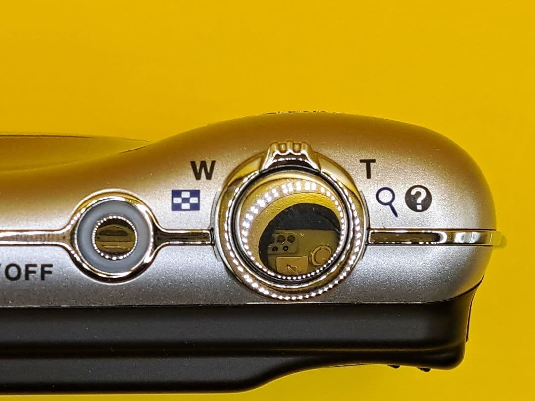 【美品】Nikon COOLPIX L23 単三電池駆動 デジカメ シルバー