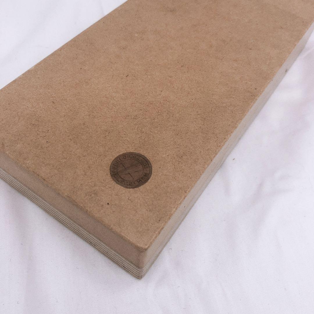 m&m custom performance furnitureスタンド