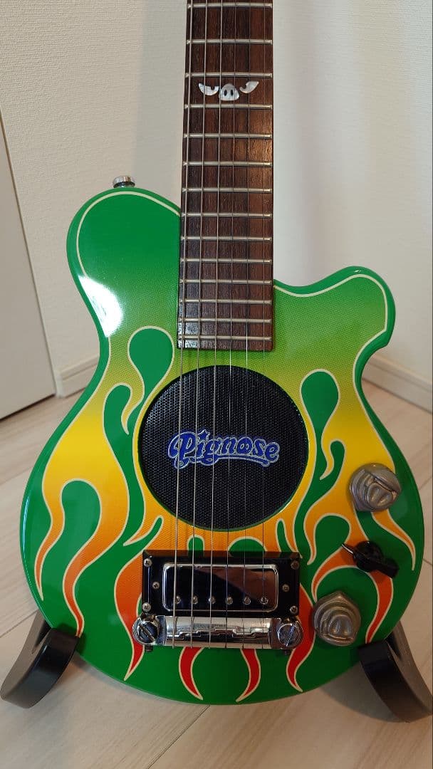 Pignose PGG-Graphicピグノーズ エレキギターファイヤーグリーン
