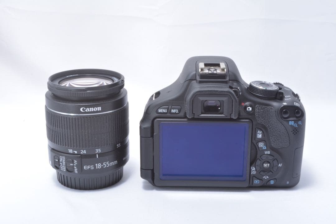 大特価❣️人物・風景が綺麗に撮れる✨Canon kiss X5 標準レンズセット