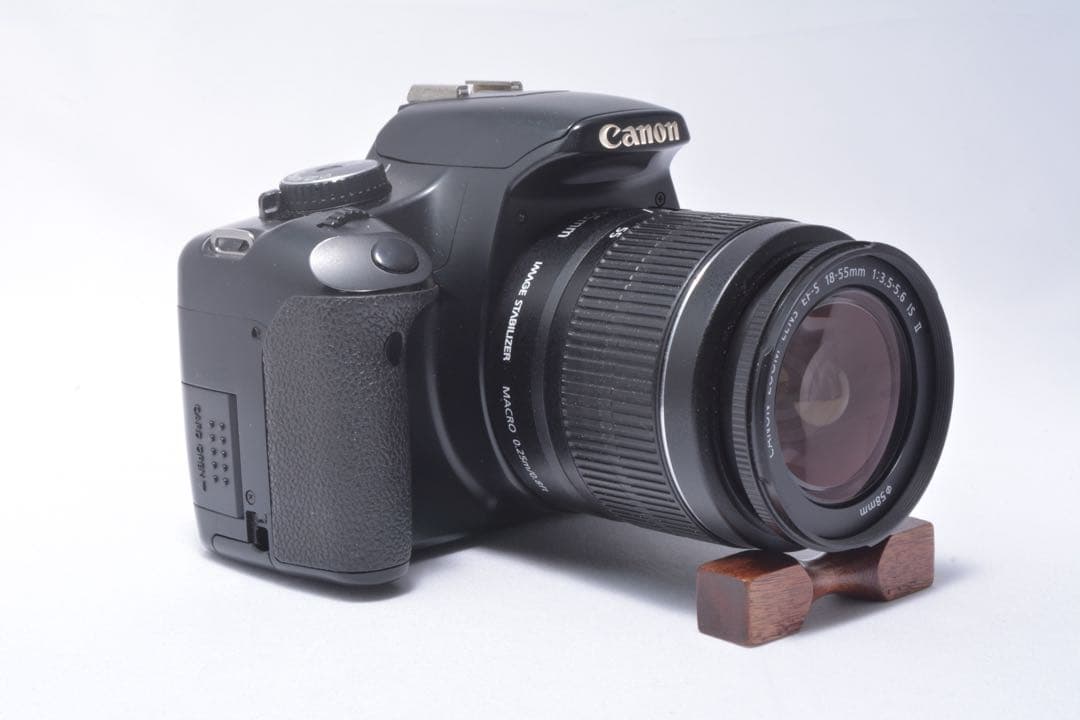 大特価❣️人物・風景が綺麗に撮れる✨Canon kiss X5 標準レンズセット