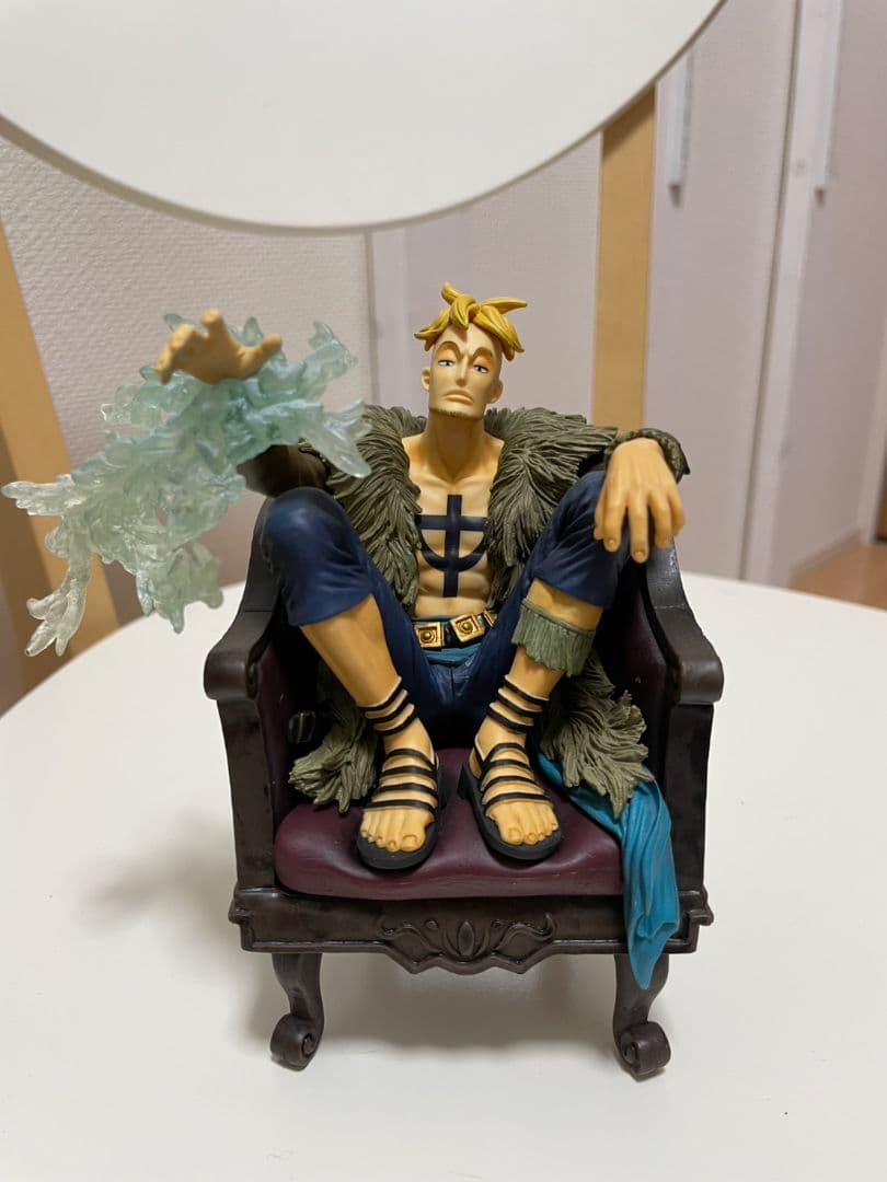 一番くじ フィギュアセレクション ワンピース C賞 マルコ 開封品