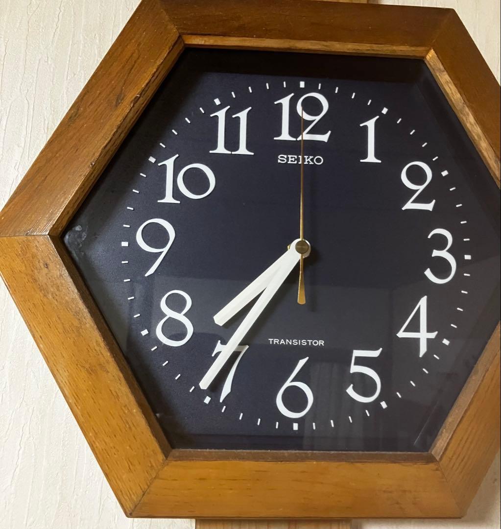 SEIKO 六角形掛け時計　木製　ヴィンテージ　アンティーク　トランジスタ
