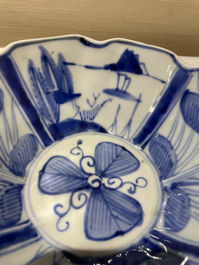 古伊万里 染付 八角五寸鉢 草花図 ソテツの葉 ガマの穂