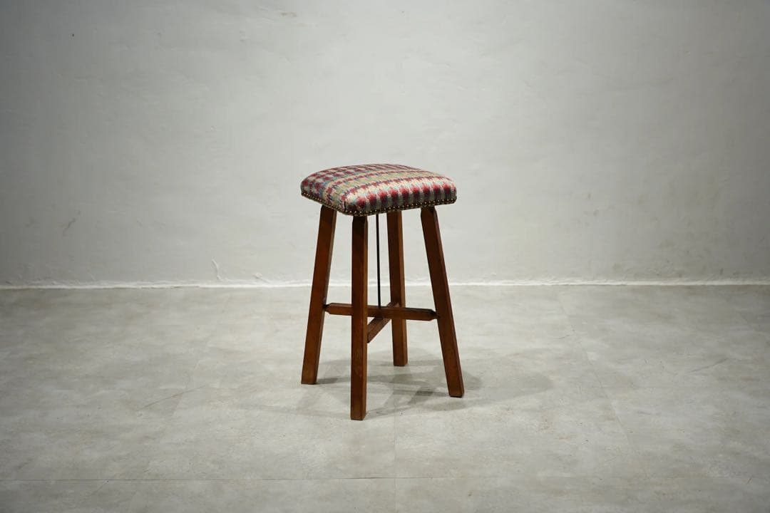 スツール　japan vintage　古木　レトロ　昭和初期　椅子　刺繍